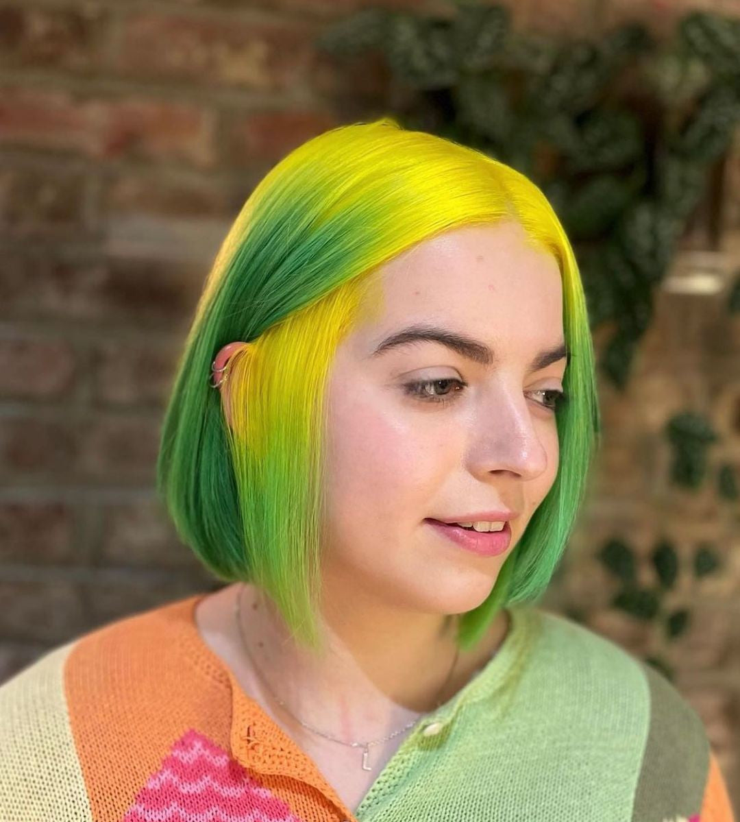 Crazy Color's person with yellow and green hair by ABS France Wholesale